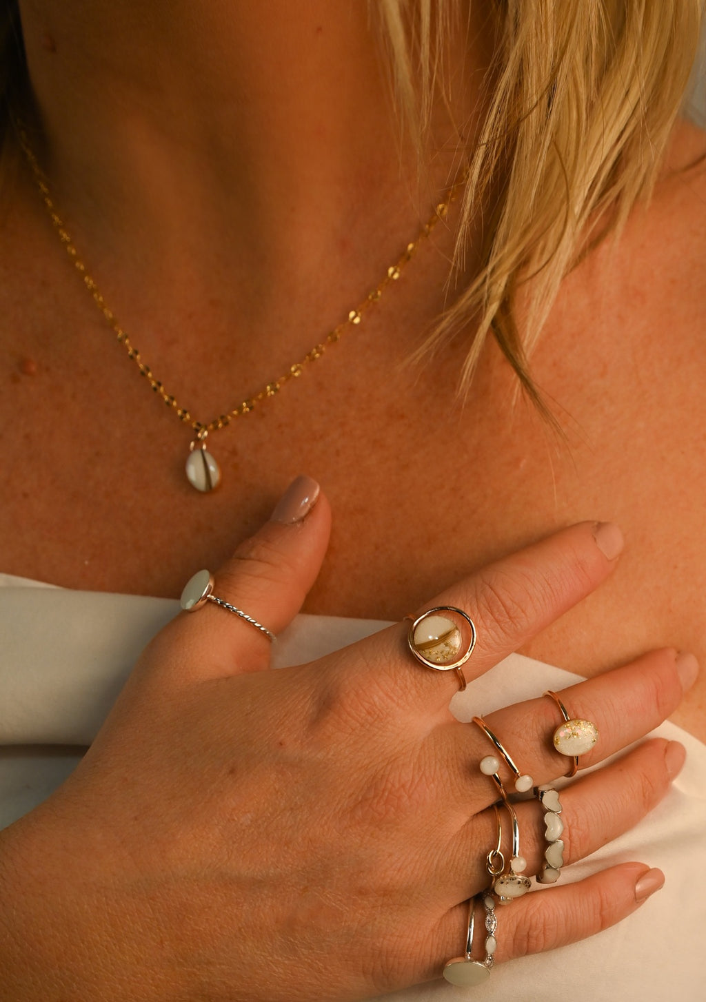 Heirloom Golden Oval Necklace